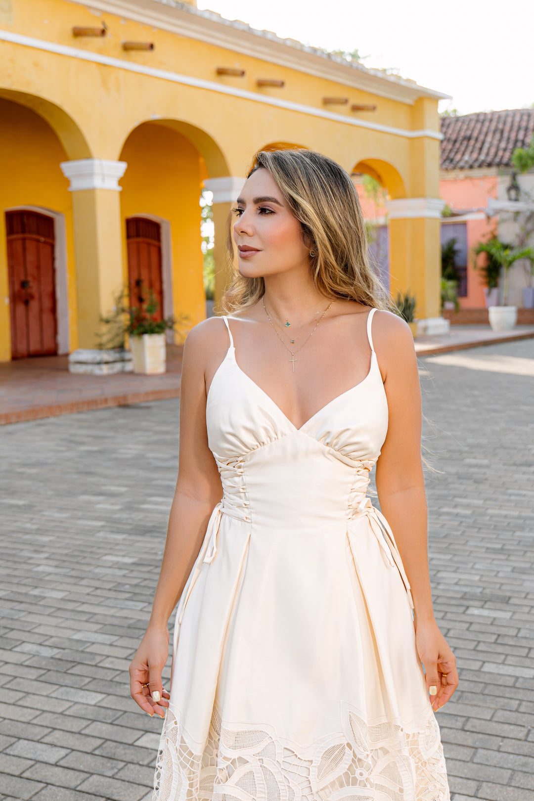 MOMPOSINA DRESS